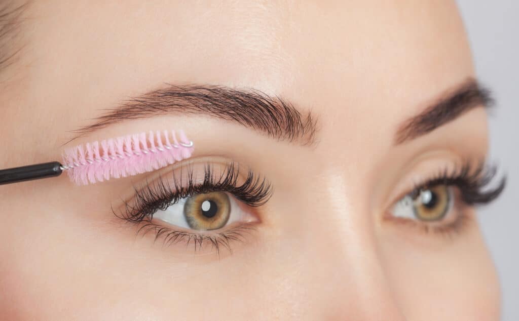 Full lash extensions after treatment